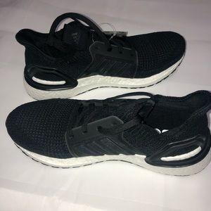 Adidas Men's UltraBoost 19 Core Black G54009 $180!